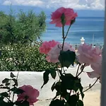 Artaki R Apartman *