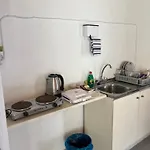 Apartman Artaki R *