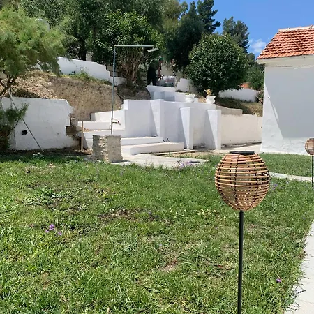 Artaki R Apartment *