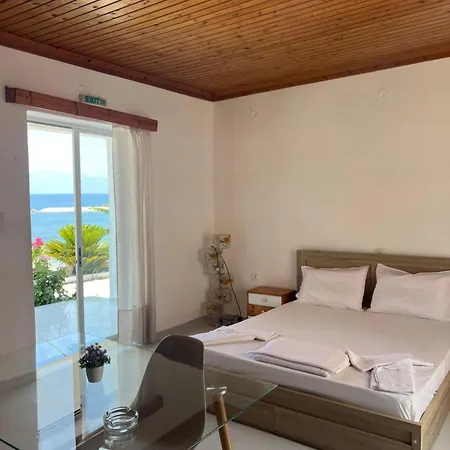 Artaki R Koroni (Messinia)