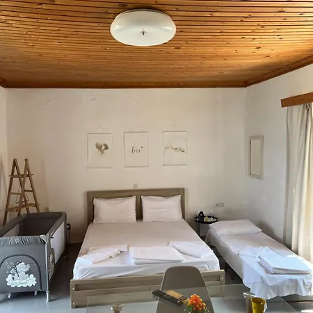 Artaki R Apartamento Koróni