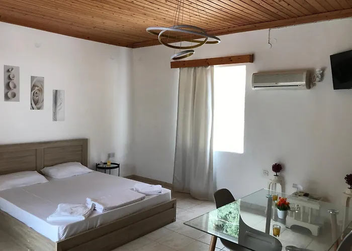 Апартаменты Artaki R Корони