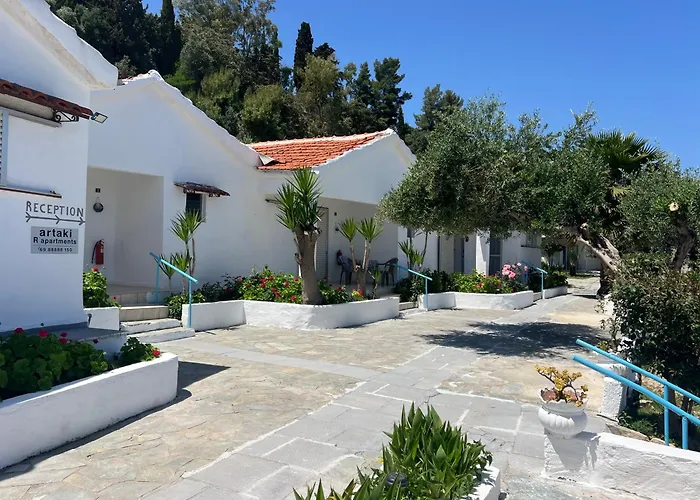 Artaki R Appartement Koróni