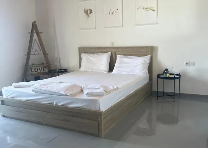 Artaki R * Корони