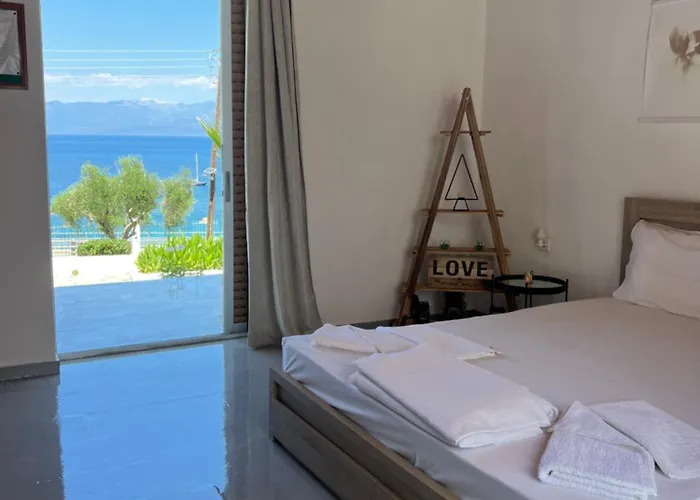 Апартаменты Artaki R