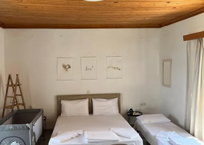 Artaki R Апартаменты Корони